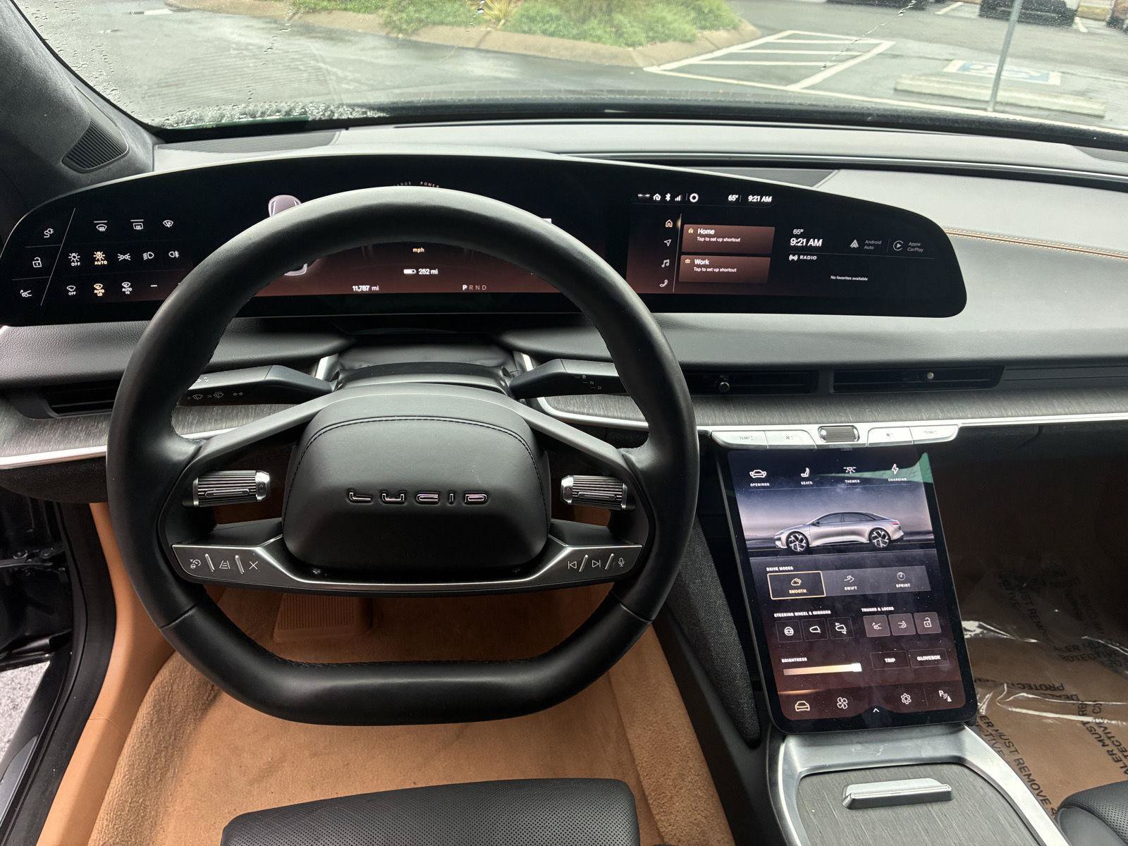 Used 2024 Lucid Air Touring AWD/4WD image 3