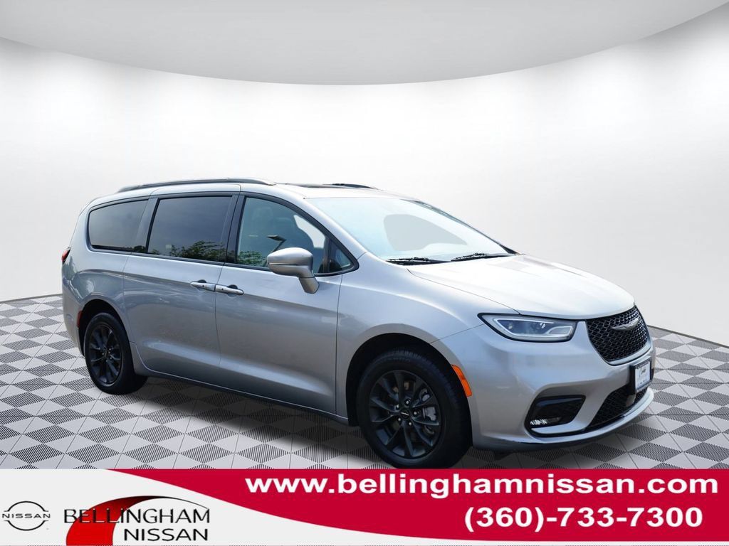 Used 2021 Chrysler Pacifica Limited w/ S Appearance Package AWD/4WD image 1