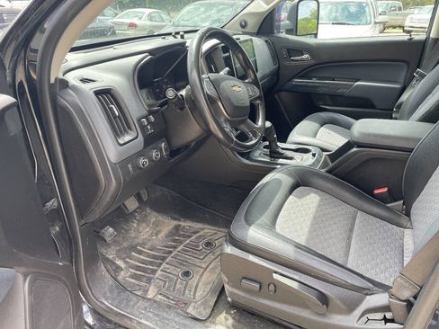 Used 2016 Chevrolet Colorado Z71 AWD/4WD image 16