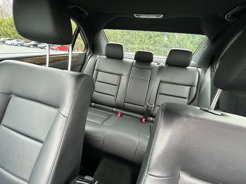 Used 2011 Mercedes-Benz E 350 Sedan image 19
