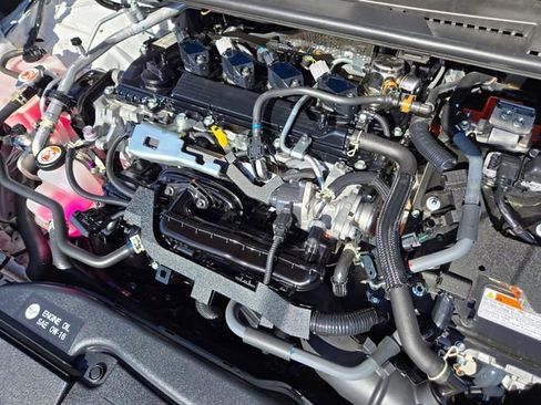 Used 2023 Toyota Prius LE image 17