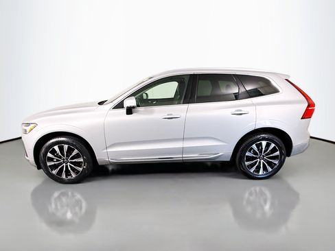 Used 2023 Volvo XC60 B5 Plus FWD image 6