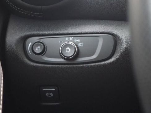 Certified 2024 Chevrolet Blazer LT image 35