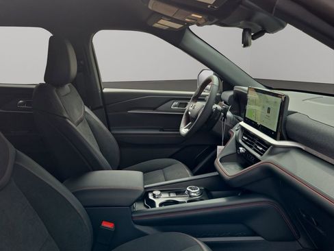 New 2026 Ford Explorer ST AWD/4WD image 18