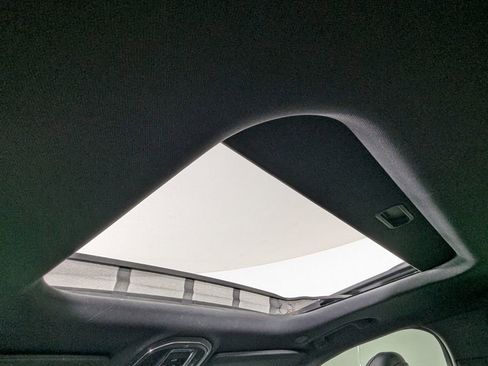 Used 2024 Jeep Grand Cherokee Altitude image 29