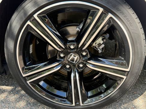 Used 2024 Honda Accord Sport image 19