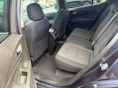 Used 2018 Chevrolet Equinox LT FWD image 12