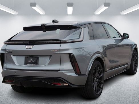 New 2026 Cadillac Lyriq V w/ LPO, Floor Liner Package image 5