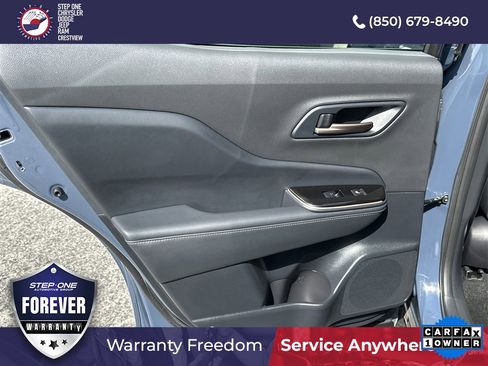 Used 2025 Toyota Crown XLE image 16