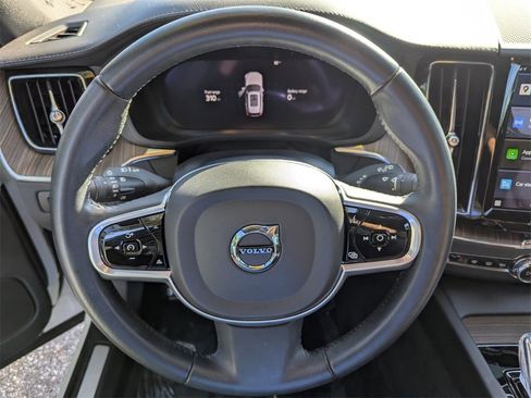 Used 2022 Volvo XC60 T8 Inscription w/ Advanced Package image 21