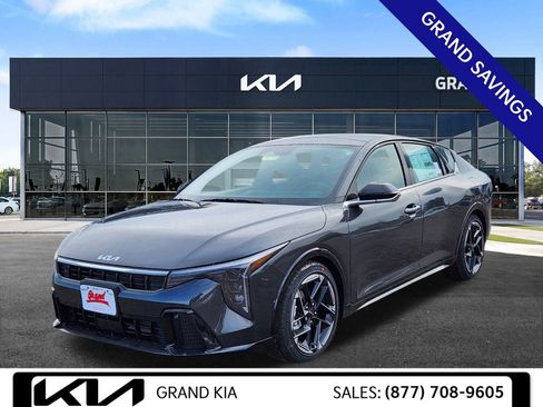 New 2025 Kia K4 GT-Line w/ GT-Line Premium Package image 4