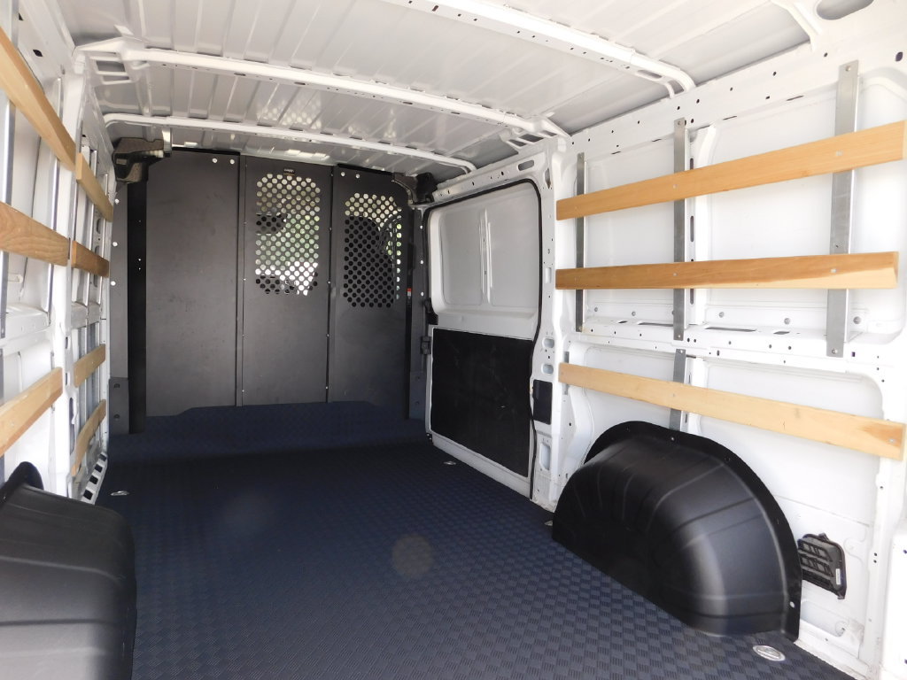 Used 2025 RAM ProMaster 2500 w/ U-Haul Equipment Group FWD image 8