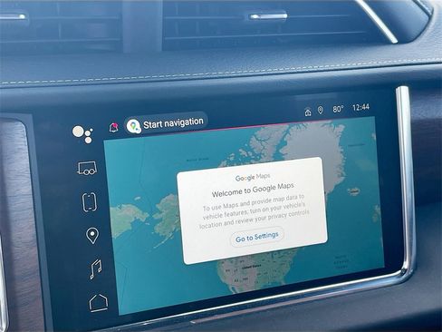 Used 2023 GMC Yukon XL Denali Ultimate image 16