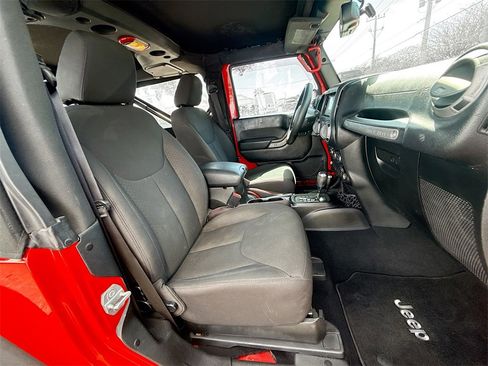 Used 2017 Jeep Wrangler Sport w/ Quick Order Package 24S image 32