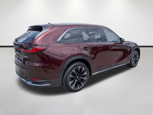 Certified 2024 MAZDA CX-90 Plug-In Hybrid w/ Premium Plus AWD/4WD image 4