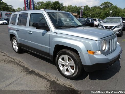 Used 2013 Jeep Patriot Sport w/ PWR Value Group FWD image 3