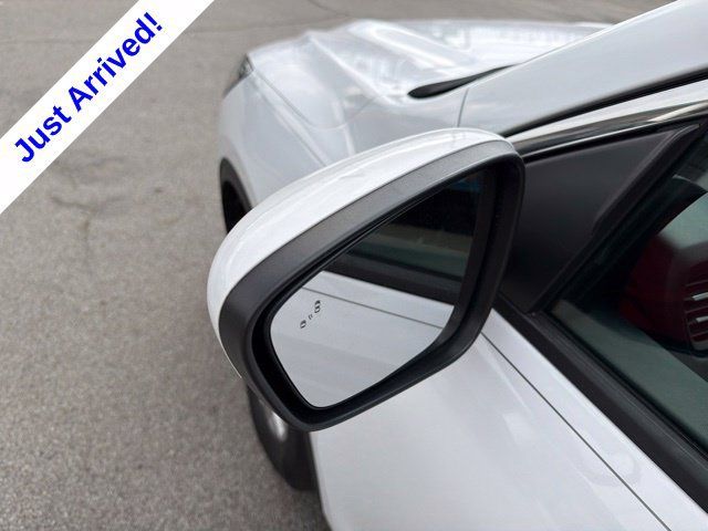Used 2024 Ford Escape Active w/ Tech Pack #2 AWD/4WD image 13