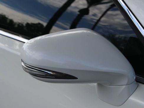 Used 2011 Lexus LS 460 image 47