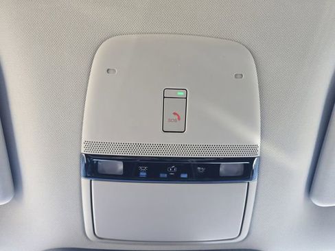 New 2026 Nissan Armada SV image 7