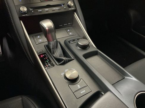Used 2018 Lexus IS 300 F Sport w/ F Sport Package image 14
