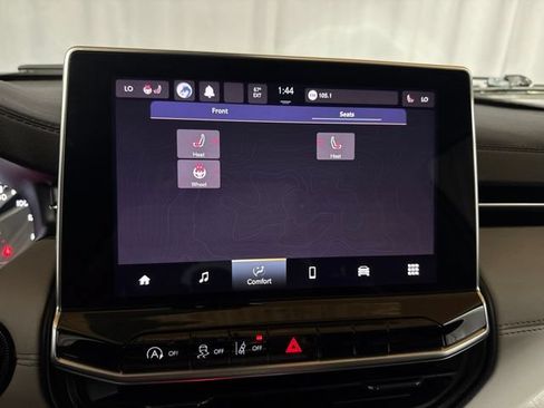 Used 2022 Jeep Compass Limited AWD/4WD image 18