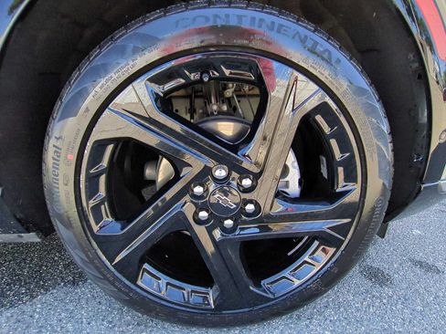 Used 2024 Chevrolet Equinox EV RS FWD image 29