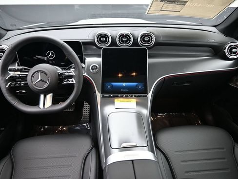 New 2026 Mercedes-Benz GLC 300 4MATIC image 18