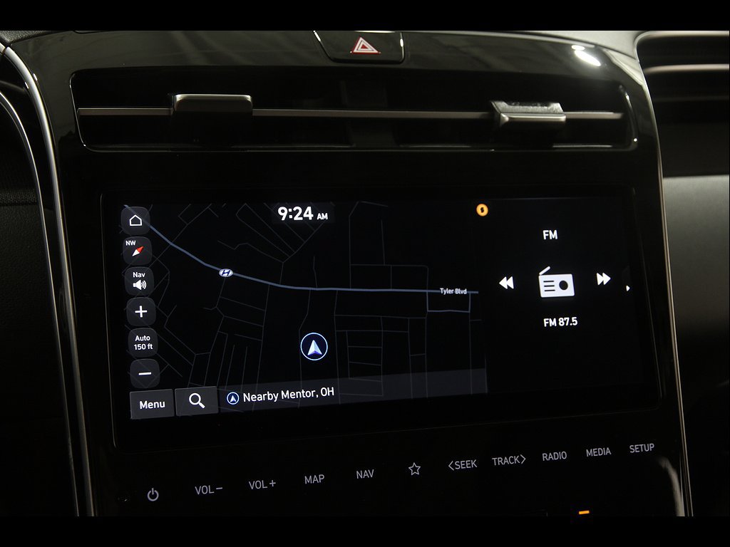 Certified 2024 Hyundai Tucson Limited AWD/4WD image 13
