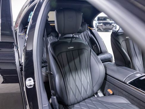 Used 2024 Mercedes-Benz S 63 AMG S w/ AMG Night Package image 30