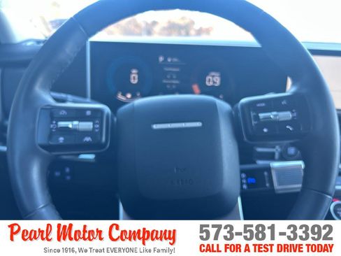Used 2025 Hyundai Santa Fe XRT image 13