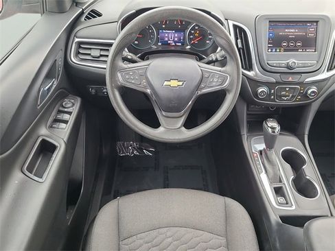 Used 2021 Chevrolet Equinox LT image 17