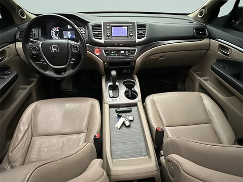 Used 2019 Honda Ridgeline RTL image 16