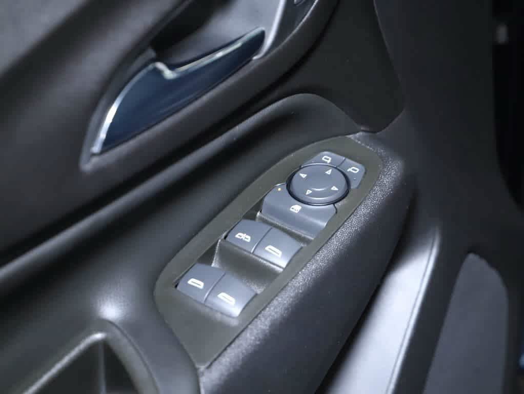 Used 2020 Chevrolet Equinox LT AWD/4WD image 17