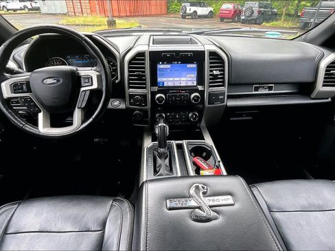 Used 2017 Ford F150 Lariat w/ Equipment Group 502A Luxury AWD/4WD image 16