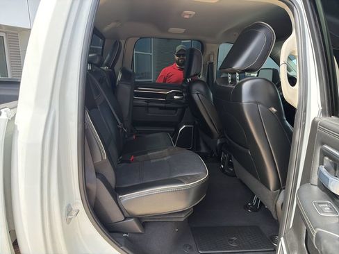 Used 2024 RAM 2500 Laramie AWD/4WD image 22