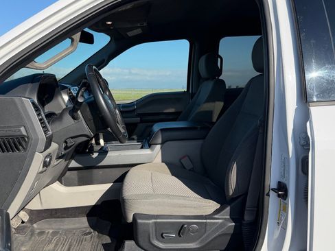 Certified 2017 Ford F150 XLT w/ Equipment Group 302A Luxury image 17