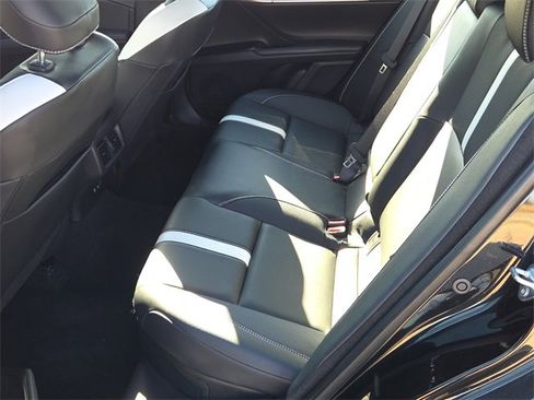 Used 2025 Toyota Camry SE image 16