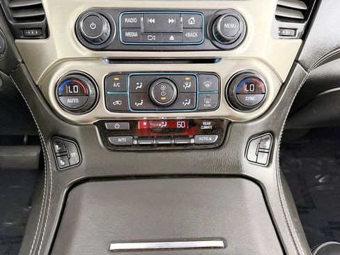 Used 2019 GMC Yukon Denali AWD/4WD image 68