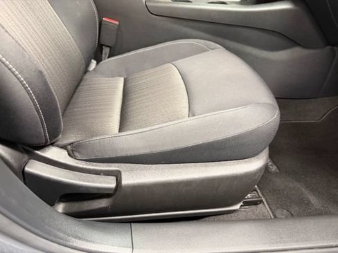 Used 2025 Nissan Altima 2.5 SV FWD image 31
