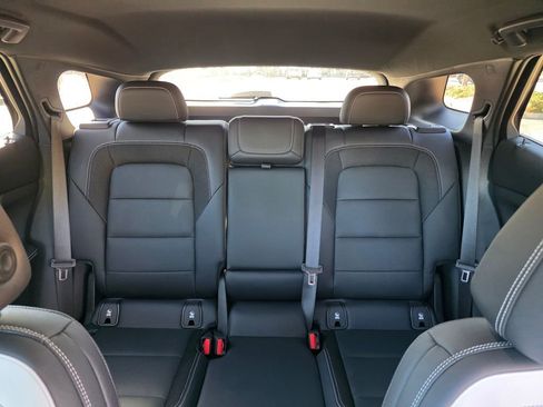 New 2025 Chevrolet Blazer EV LT image 18