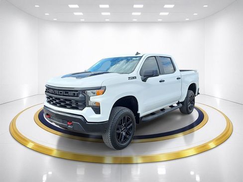 New 2026 Chevrolet Silverado 1500 Custom Trail Boss w/ LPO, Dark Essentials Package AWD/4WD image 1