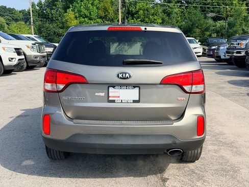 Used 2015 Kia Sorento LX AWD/4WD image 5