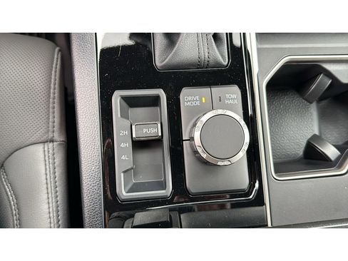 New 2026 Toyota Tundra SR5 AWD/4WD image 19