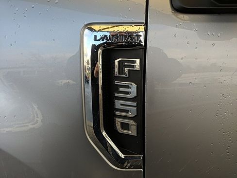Certified 2022 Ford F350 Lariat image 11