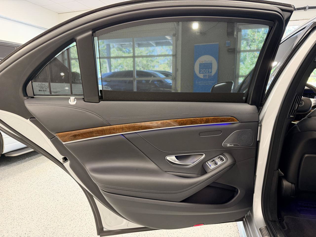 Used 2015 Mercedes-Benz S 550 Sedan image 24