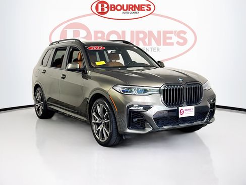 Used 2022 BMW X7 M50i w/ Luxury Seating Package AWD/4WD image 1