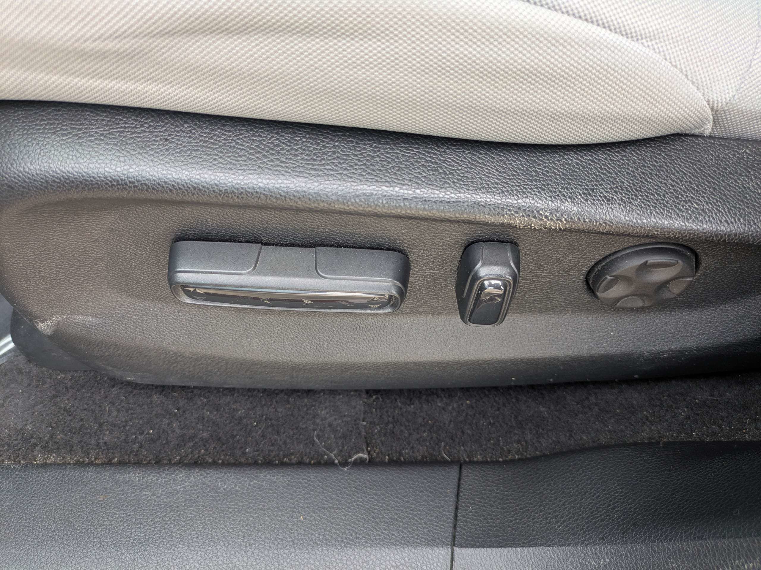 Used 2019 Honda CR-V EX image 17
