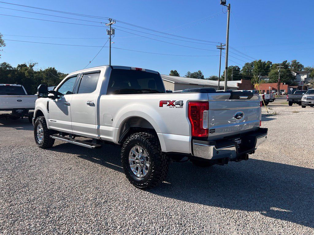 Used 2019 Ford F250 XLT w/ XLT Premium Package AWD/4WD image 6