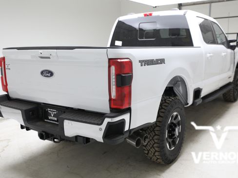New 2026 Ford F250 Lariat AWD/4WD image 5