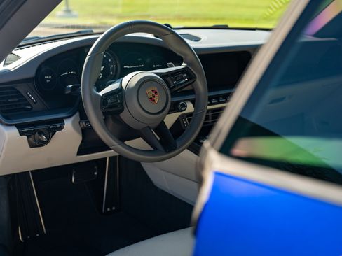 Used 2020 Porsche 911 Carrera 4S image 28